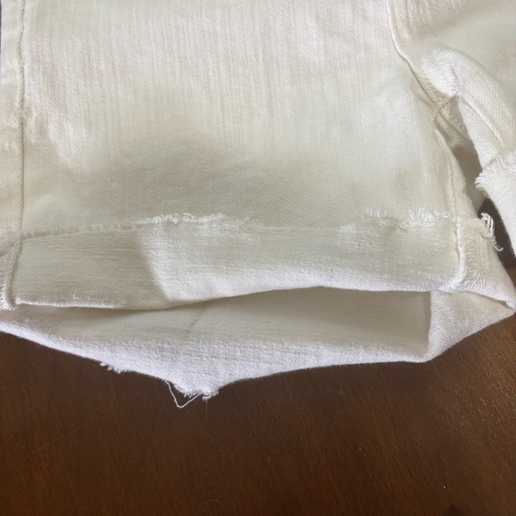 - Anthropology pilcro Cream Denim Shorts Sz 26 - Picture 6 of 11
